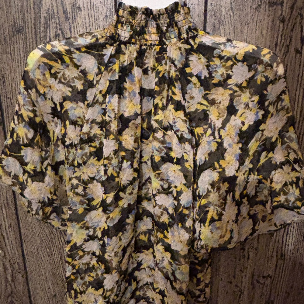 Jolie Floral Ruffle Neck Silk Blouse W Large